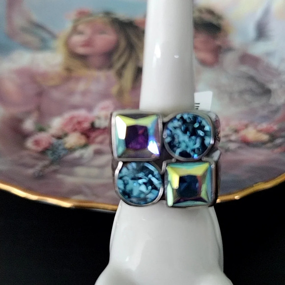 Women's Chunky Statement Cocktail Ring | Size 7 | Stainless Steel - Picture 12 of 17